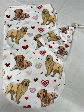 Golden Retriever Print Pet Swaddle and Hat - White with Red & Pink Hearts